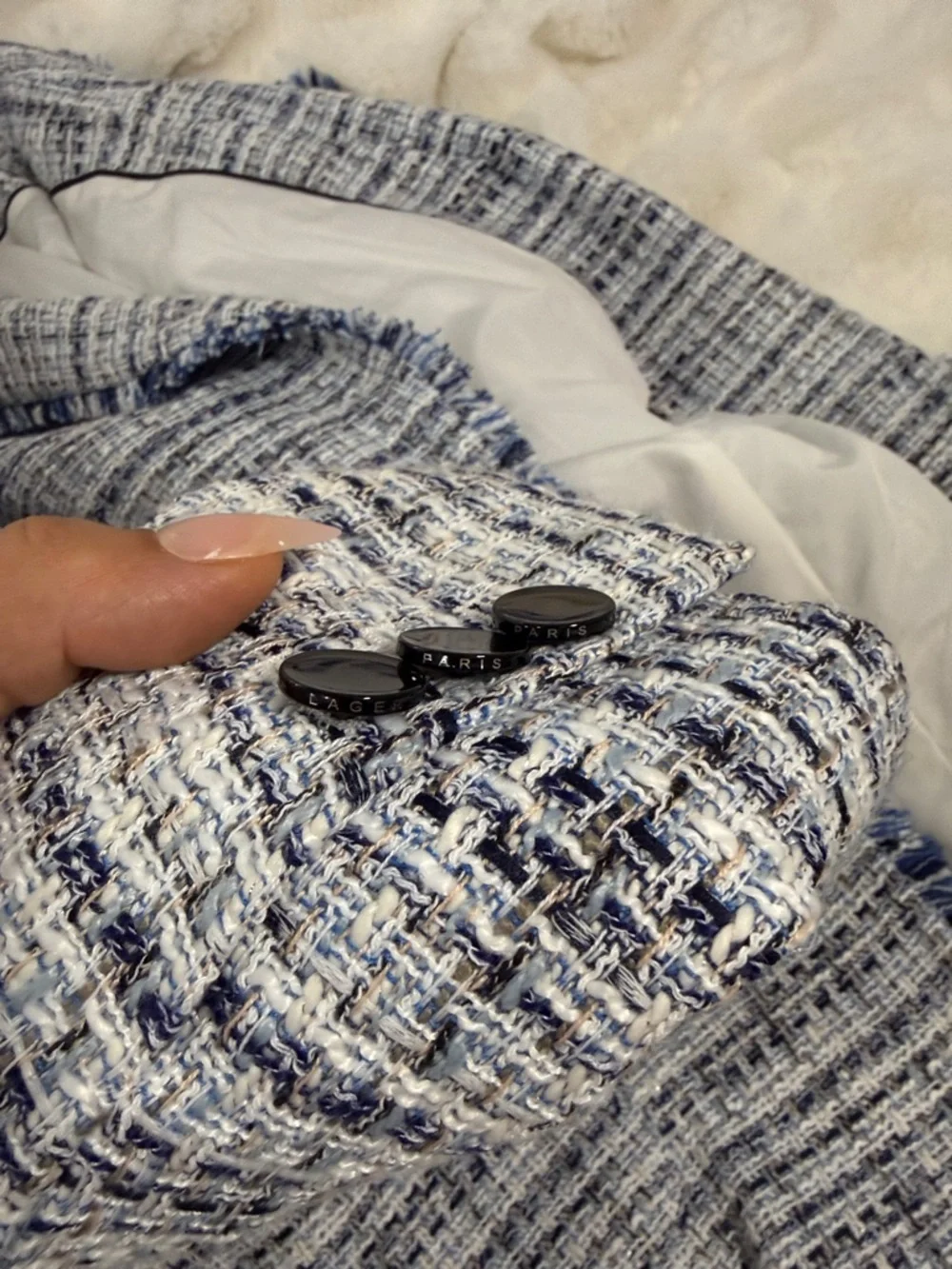 Karl Lagerfeld Light Blue and White Bouclé Blazer and short Set - Picture 5 of 9